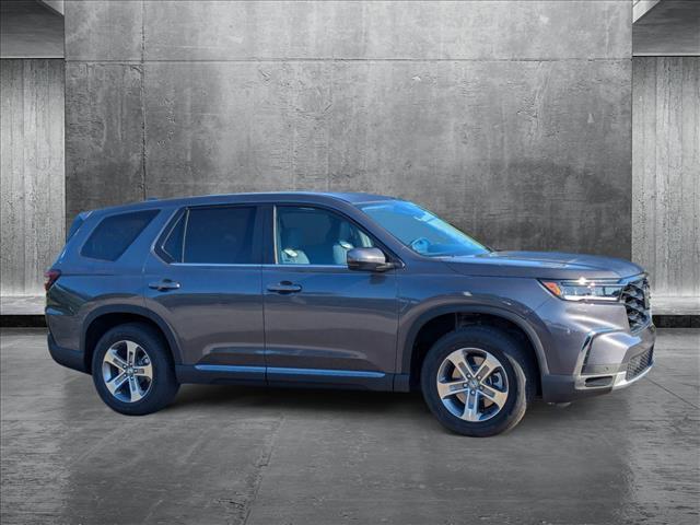 new 2025 Honda Pilot car, priced at $46,375