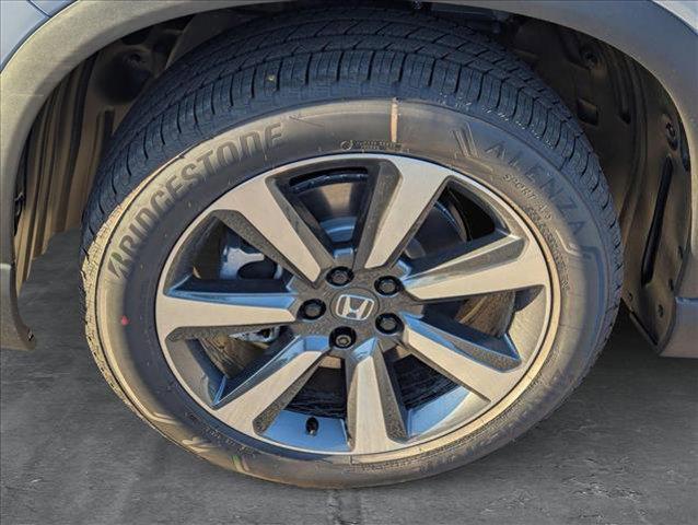 new 2025 Honda Pilot car, priced at $54,985