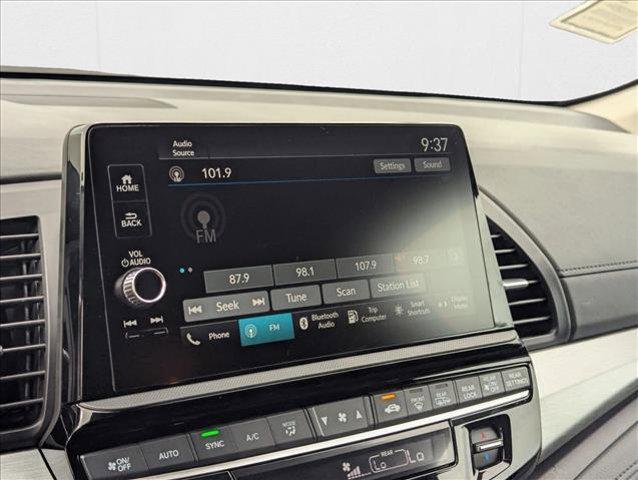 new 2026 Honda Odyssey car, priced at $43,664