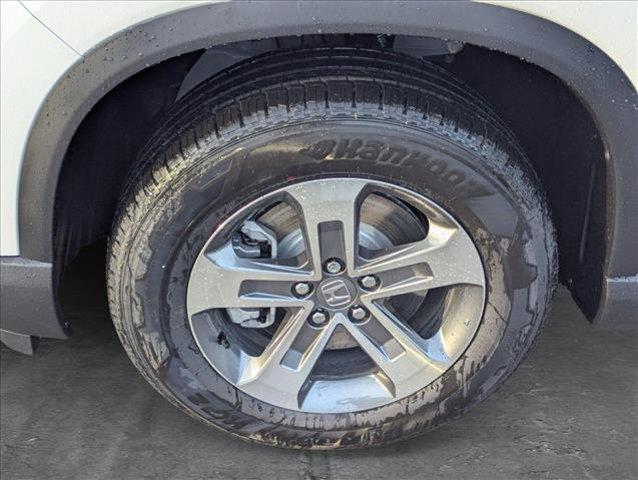 new 2025 Honda Pilot car, priced at $46,135