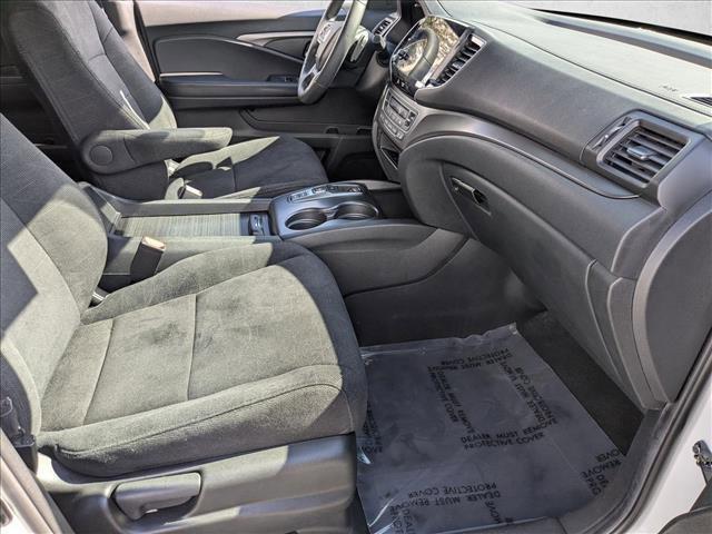 used 2022 Honda Pilot car, priced at $27,995