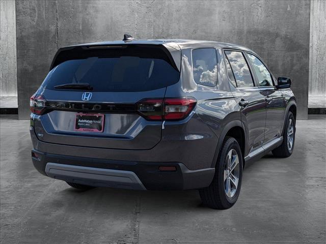 new 2025 Honda Pilot car, priced at $47,725