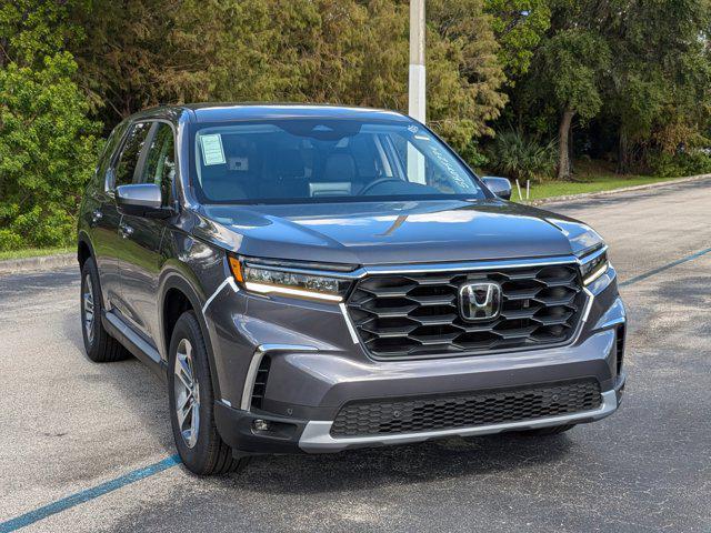 new 2025 Honda Pilot car, priced at $47,725