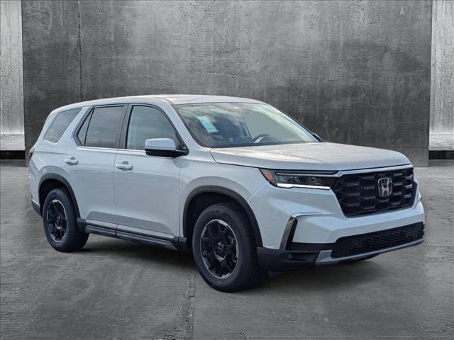 new 2025 Honda Pilot car, priced at $49,650