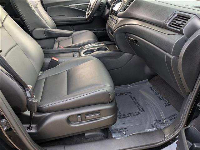 used 2022 Honda Pilot car, priced at $30,998