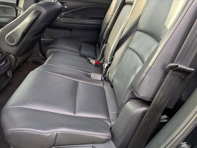 used 2022 Honda Pilot car, priced at $30,998