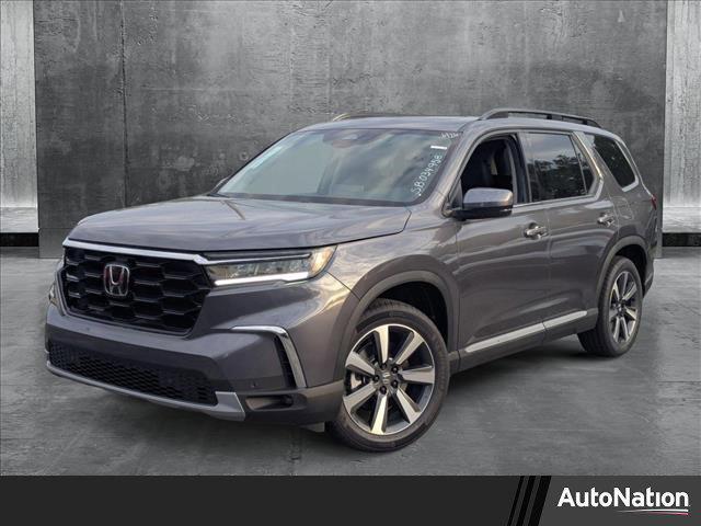 new 2025 Honda Pilot car, priced at $49,185