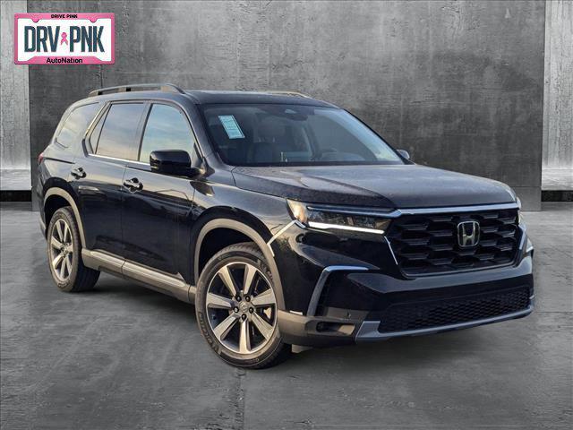 new 2025 Honda Pilot car, priced at $49,625