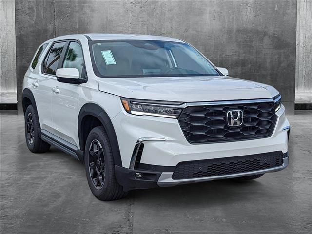 new 2025 Honda Pilot car, priced at $47,700