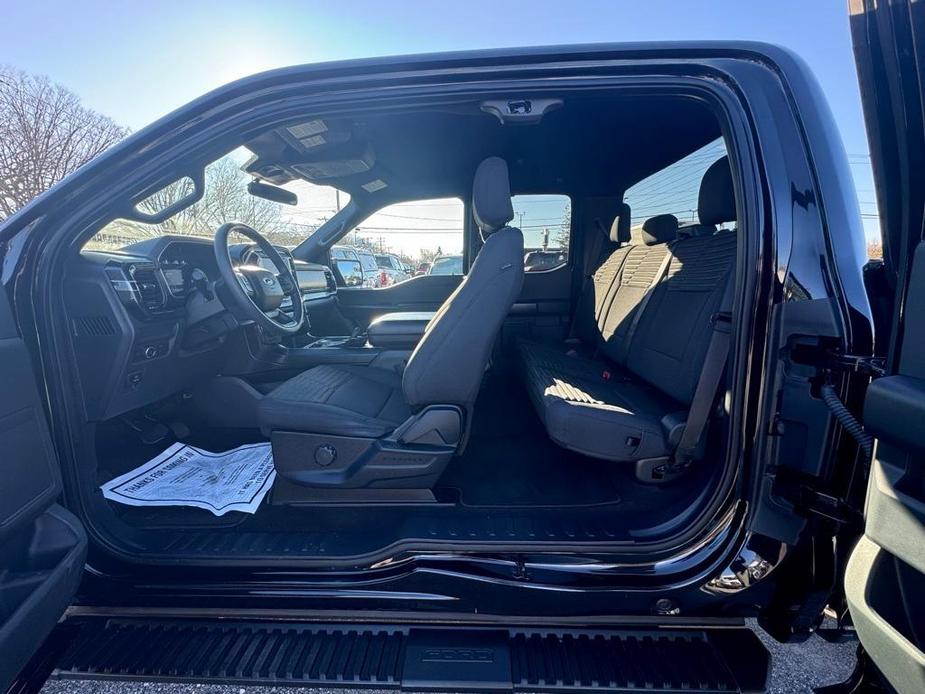 used 2021 Ford F-150 car, priced at $35,900