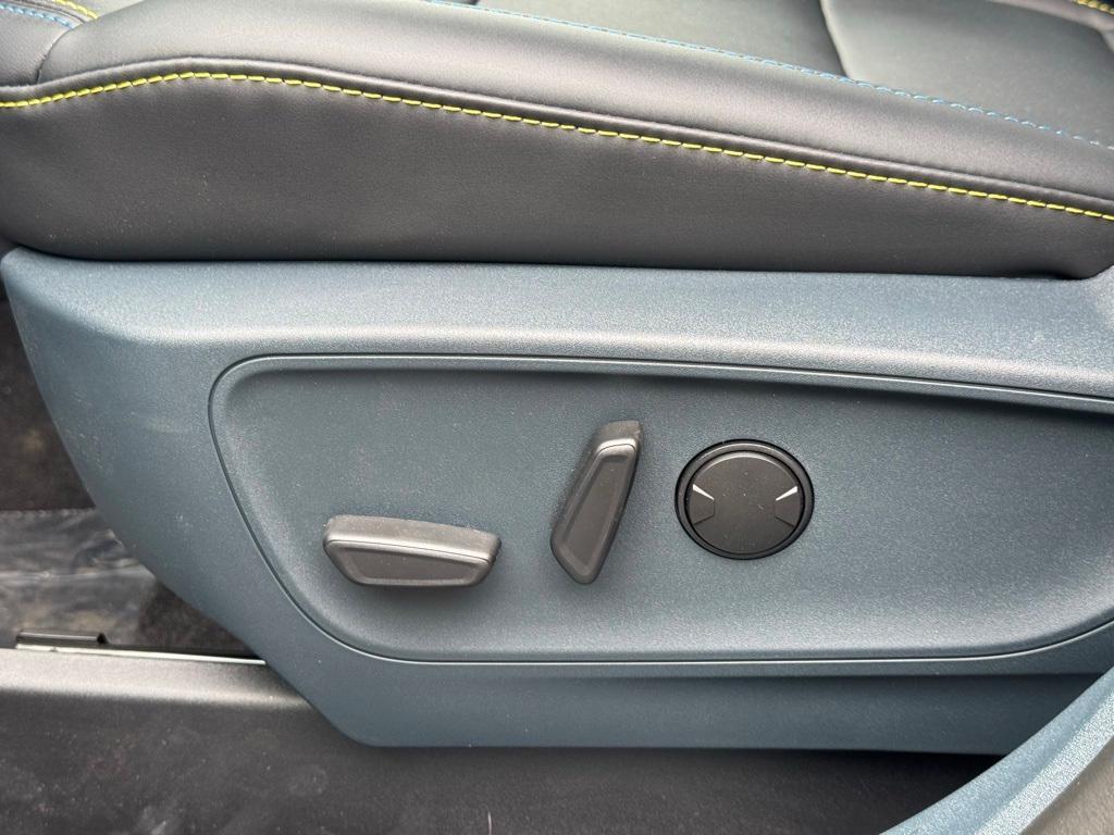 new 2025 Ford Maverick car, priced at $40,754