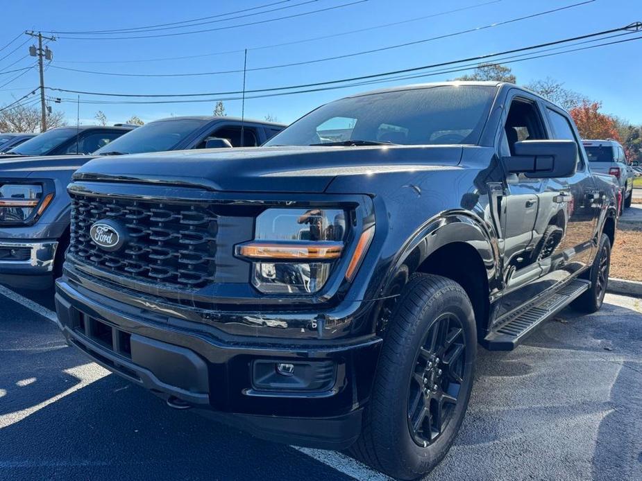 new 2024 Ford F-150 car, priced at $52,235