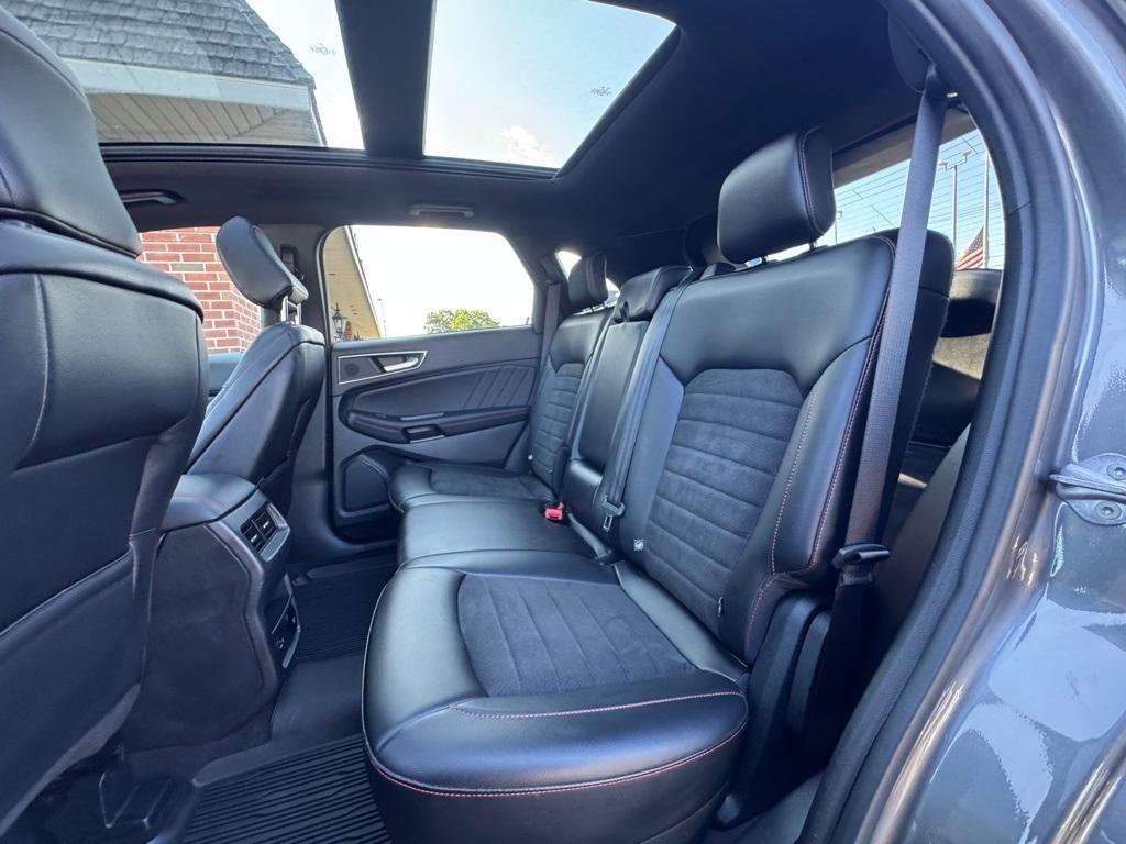 used 2022 Ford Edge car, priced at $29,700