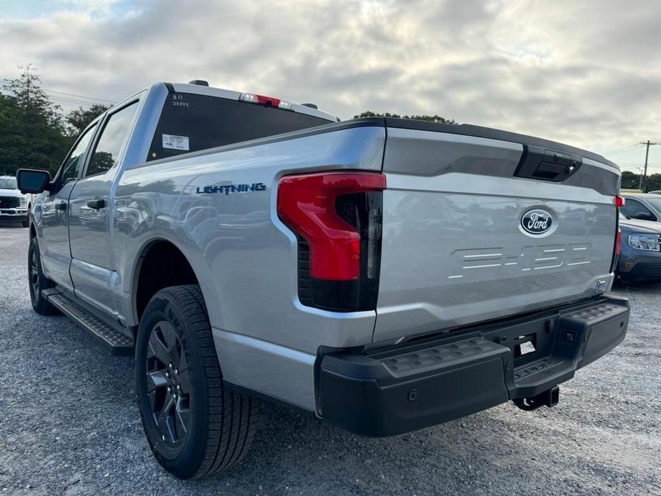 new 2024 Ford F-150 Lightning car, priced at $61,937