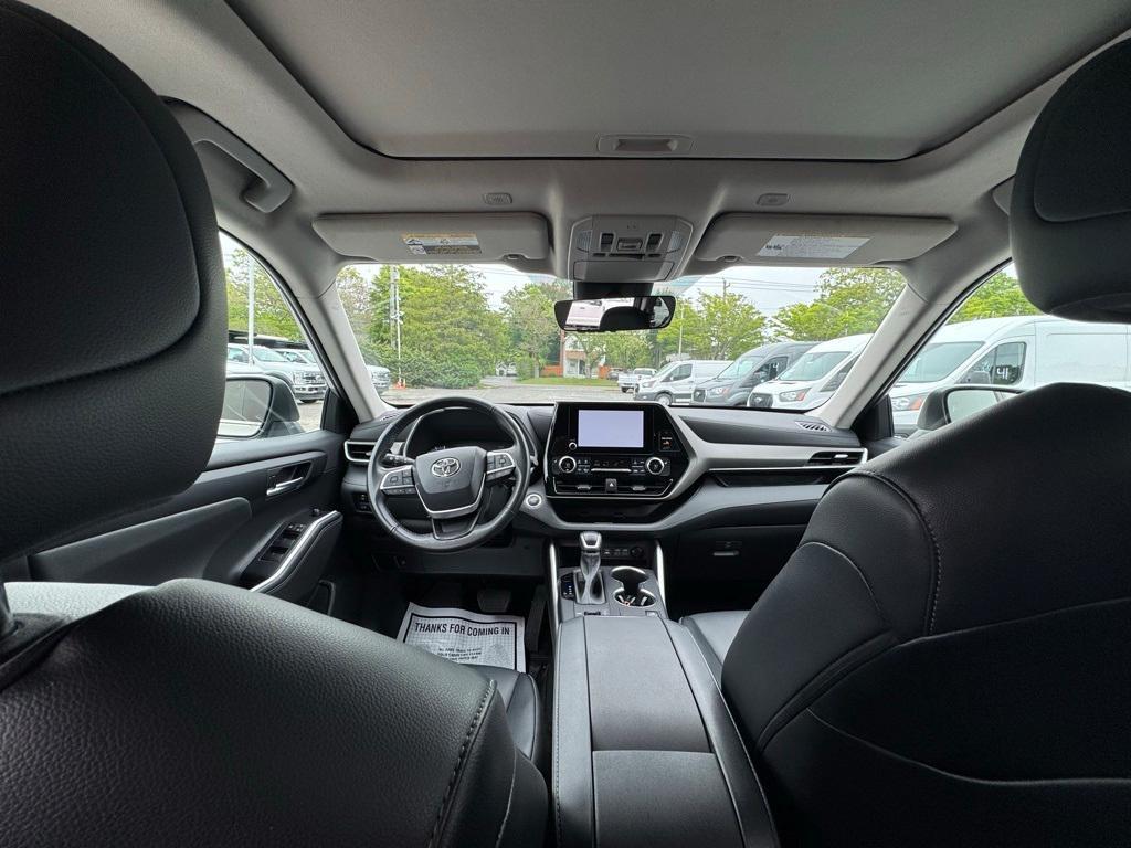 used 2023 Toyota Highlander car, priced at $41,000
