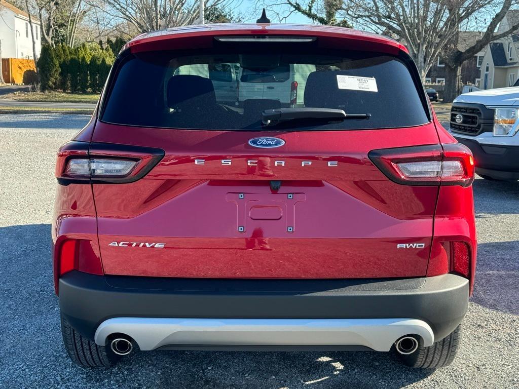 new 2025 Ford Escape car, priced at $31,040