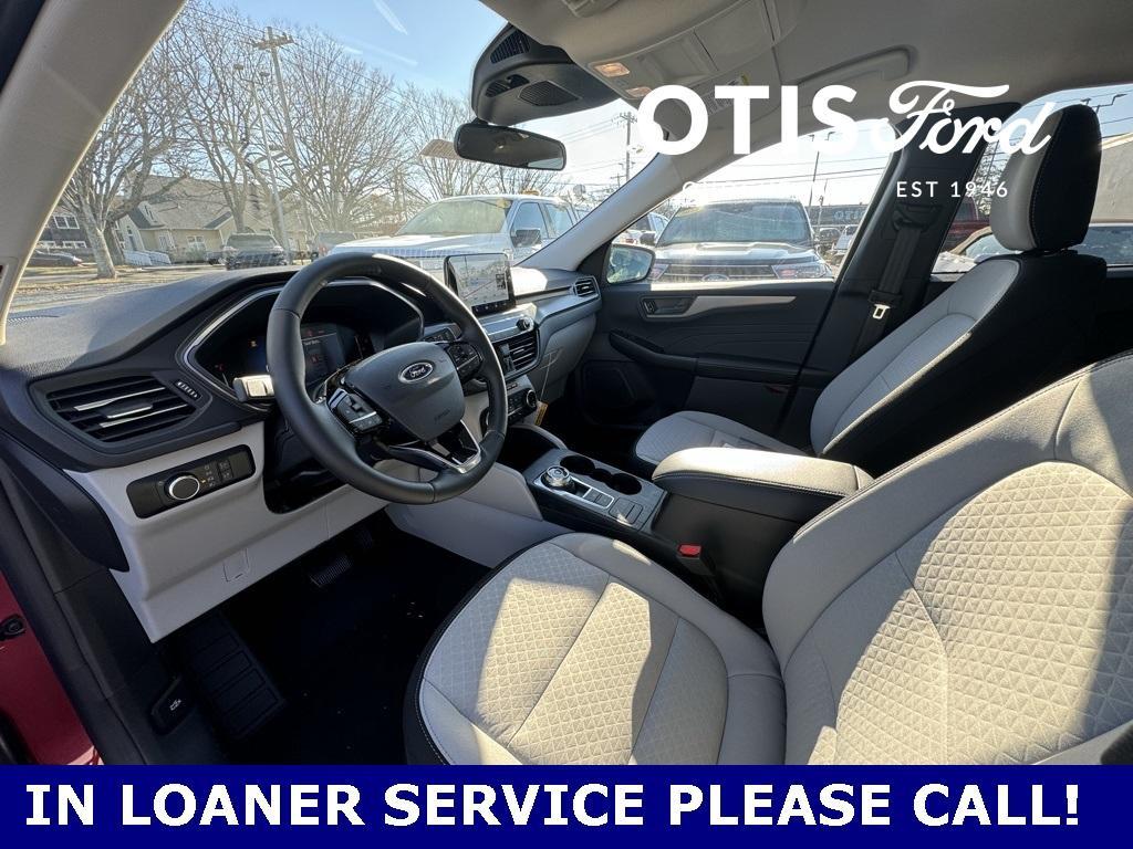 new 2025 Ford Escape car, priced at $30,832