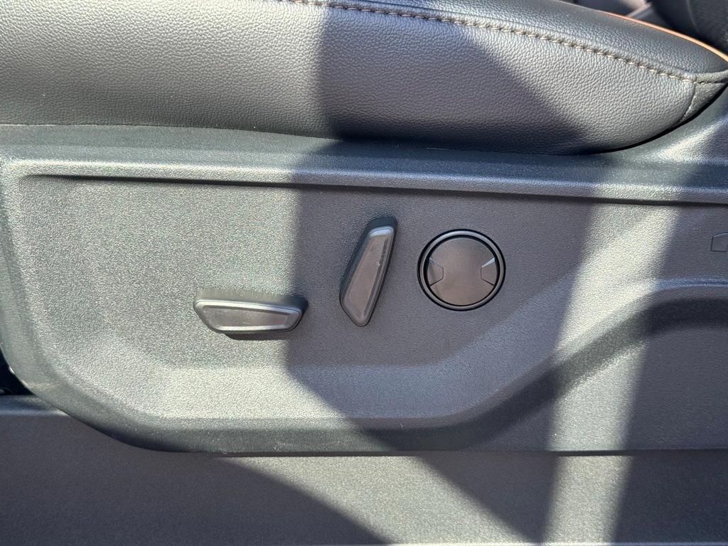 new 2025 Ford F-150 car, priced at $62,947