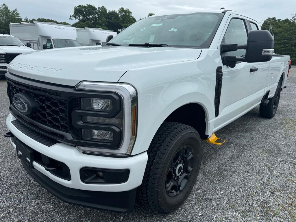 new 2025 Ford F-350 car, priced at $58,435