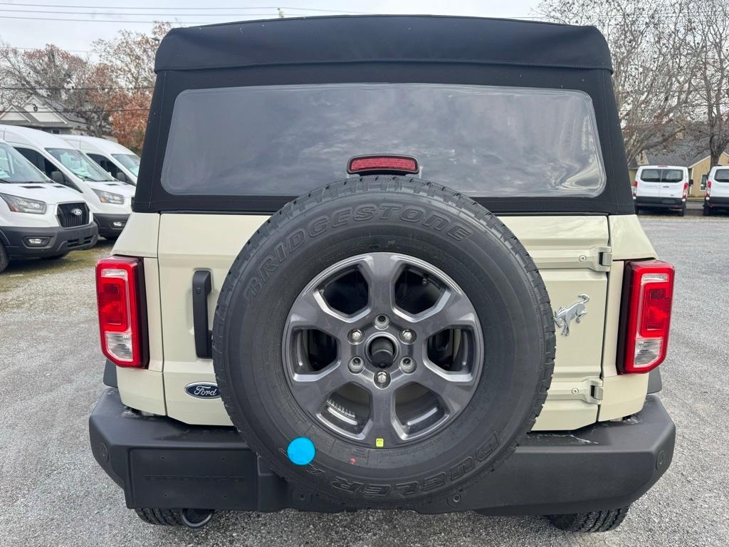 new 2025 Ford Bronco car, priced at $44,230