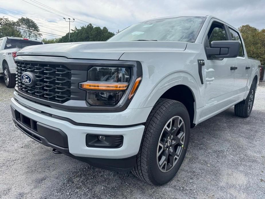 new 2024 Ford F-150 car, priced at $51,525