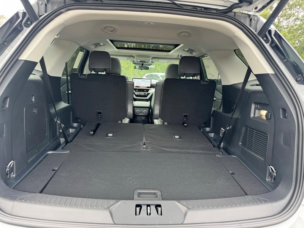 new 2025 Ford Explorer car, priced at $49,310