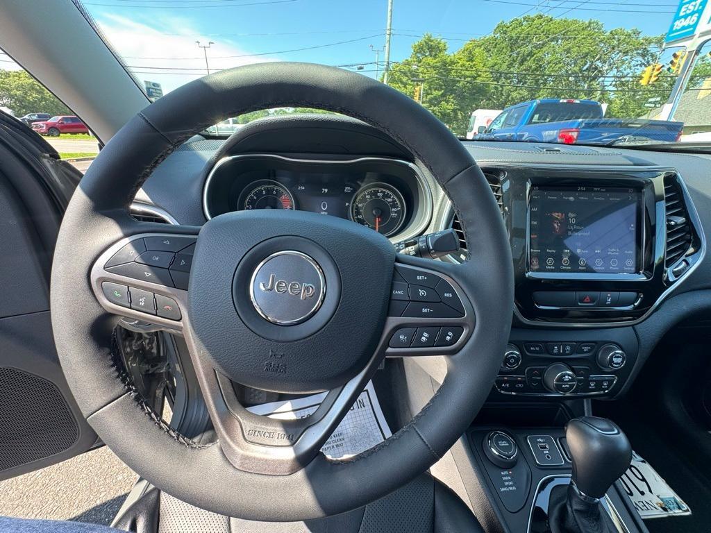 used 2022 Jeep Cherokee car, priced at $28,700