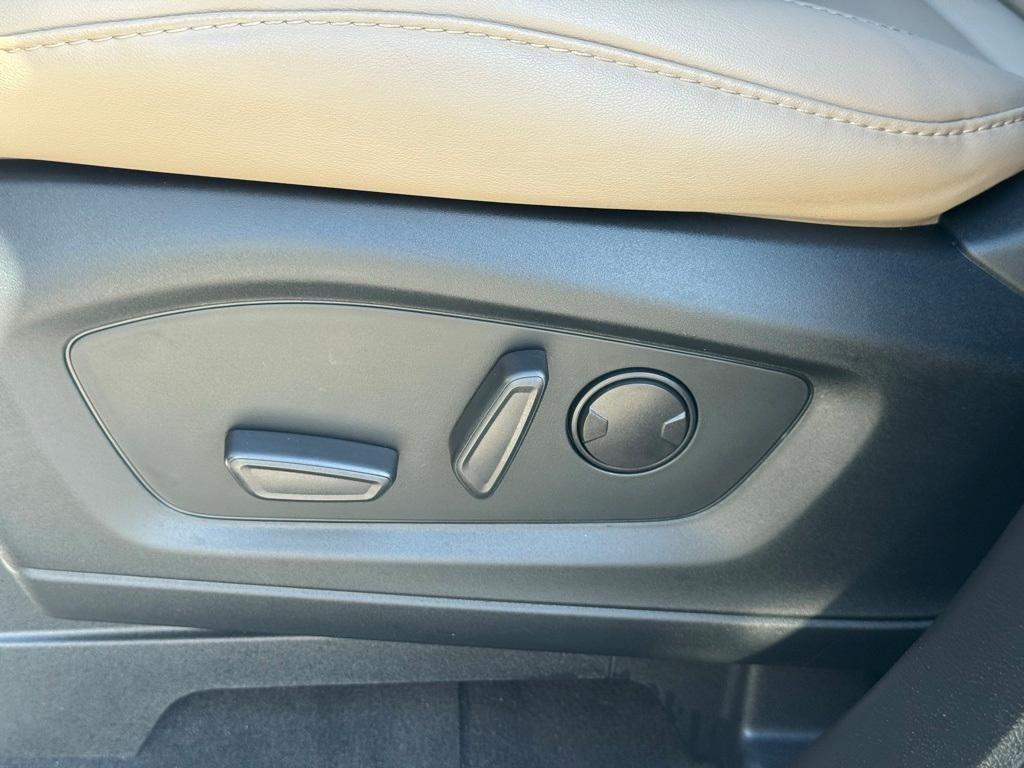 used 2022 Ford Explorer car, priced at $33,700