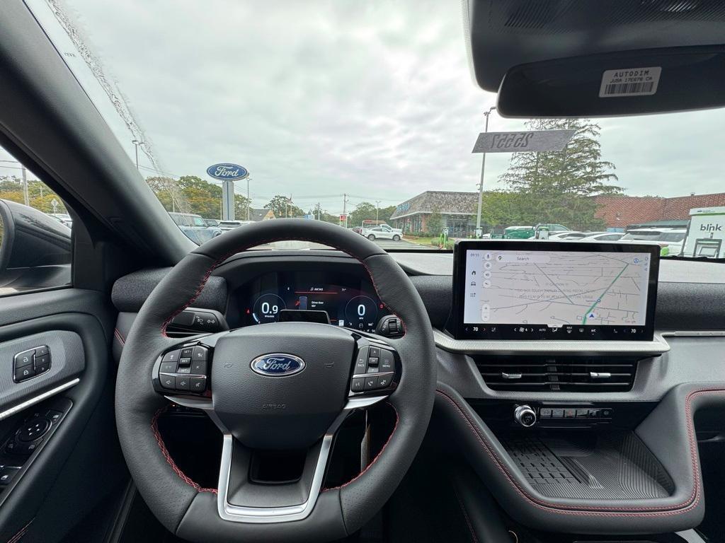 new 2025 Ford Explorer car, priced at $51,265