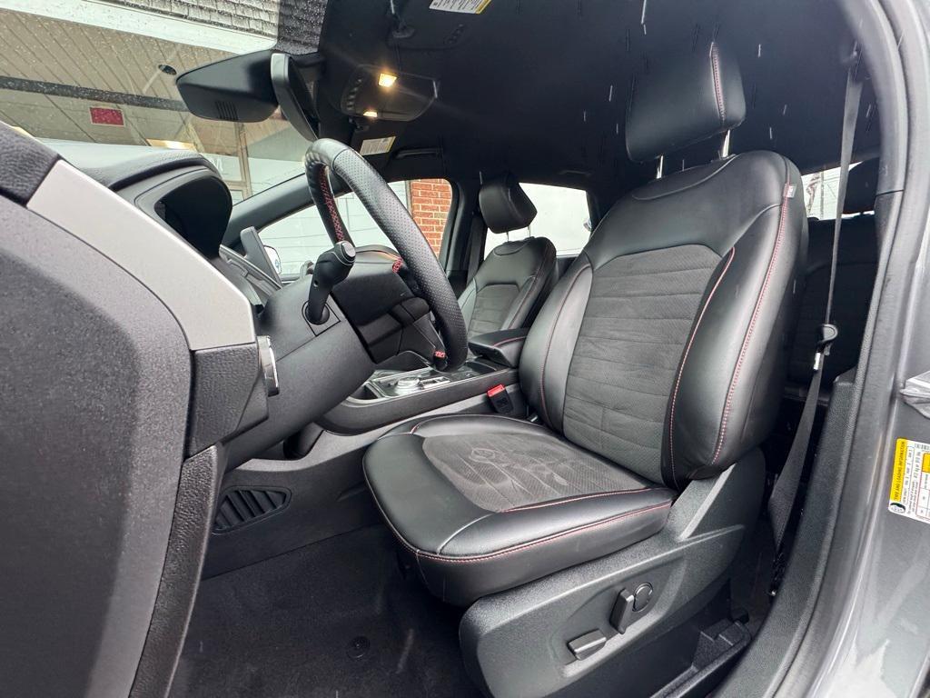 used 2022 Ford Edge car, priced at $31,700