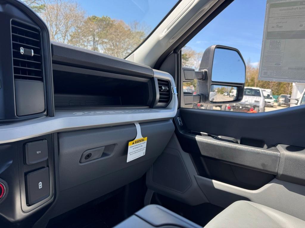 new 2025 Ford F-350 car, priced at $71,045