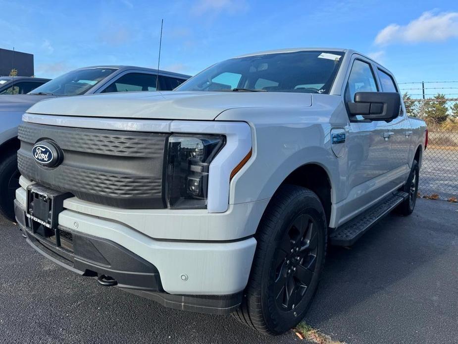 new 2024 Ford F-150 Lightning car, priced at $58,637