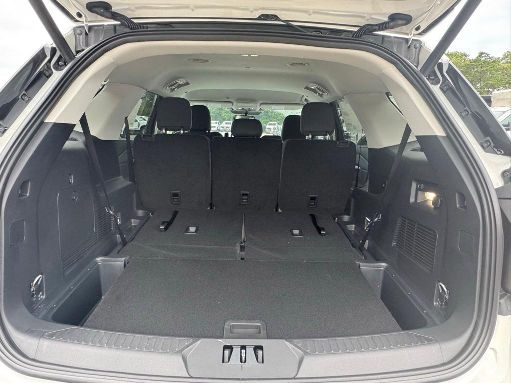 new 2025 Ford Explorer car, priced at $51,165