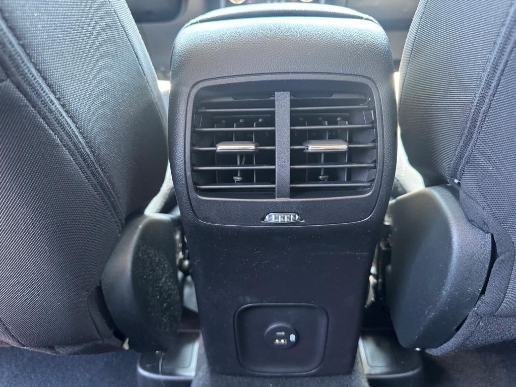 used 2022 Ford Escape car, priced at $25,900