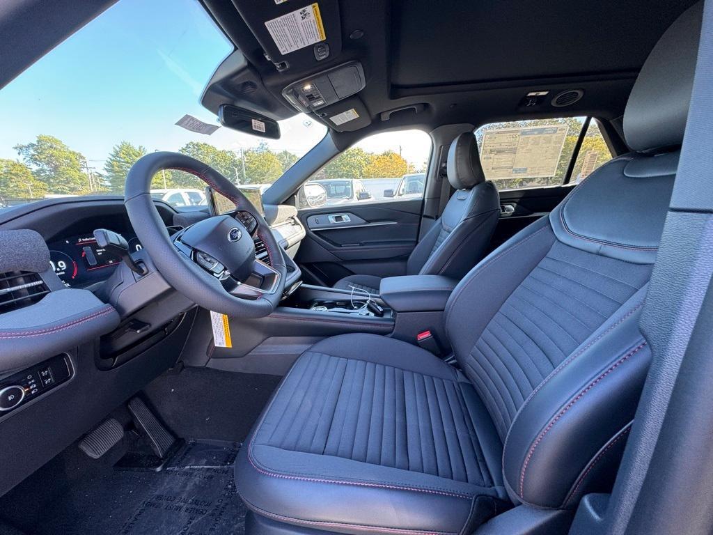 new 2025 Ford Explorer car, priced at $49,875
