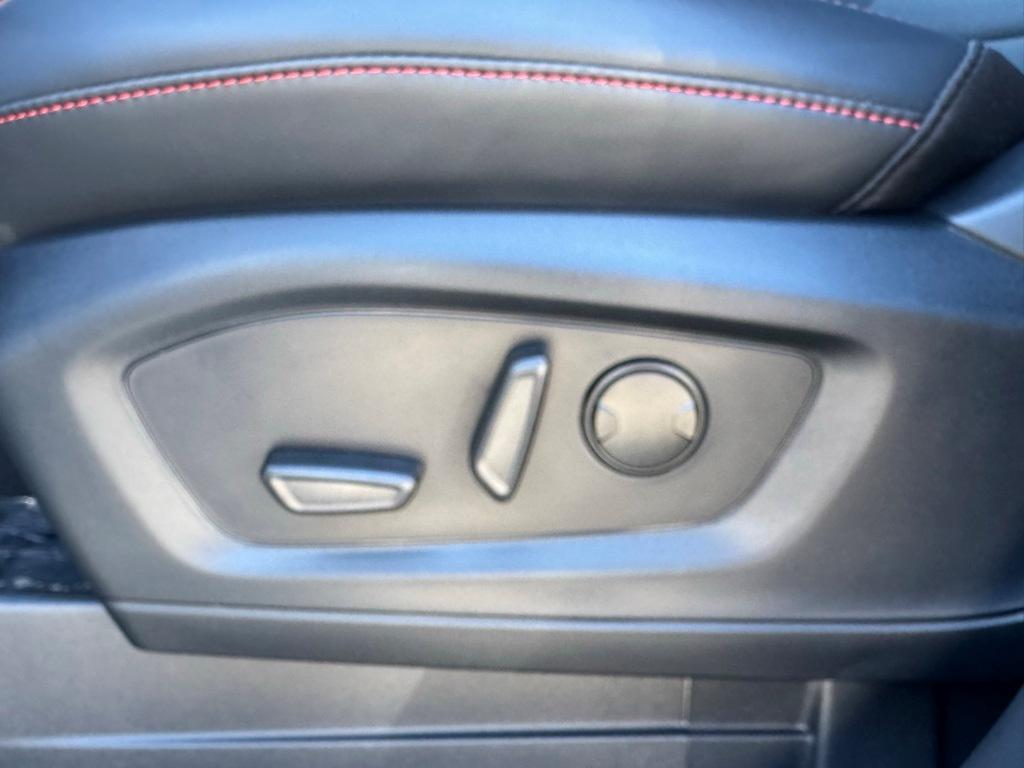 new 2025 Ford Explorer car, priced at $49,875