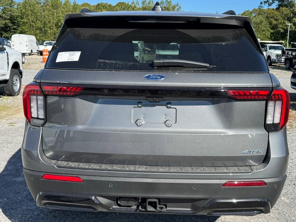 new 2025 Ford Explorer car, priced at $49,875