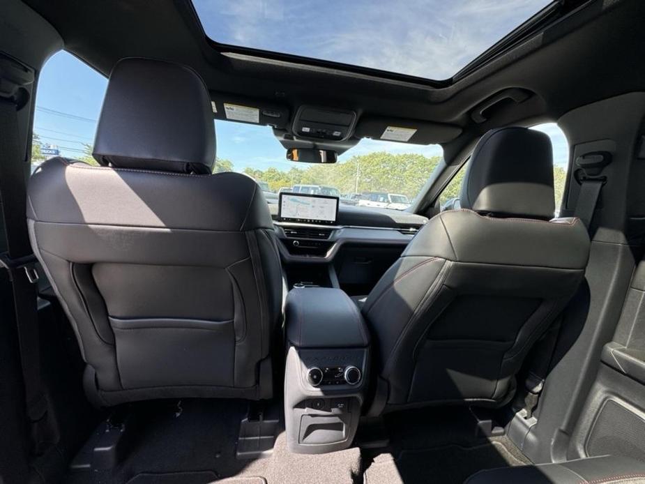 new 2025 Ford Explorer car, priced at $53,535