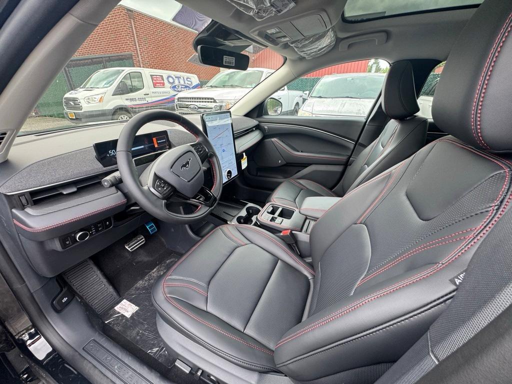 new 2025 Ford Mustang Mach-E car