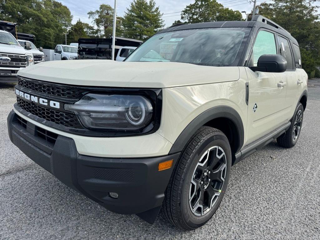 new 2025 Ford Bronco Sport car, priced at $36,370
