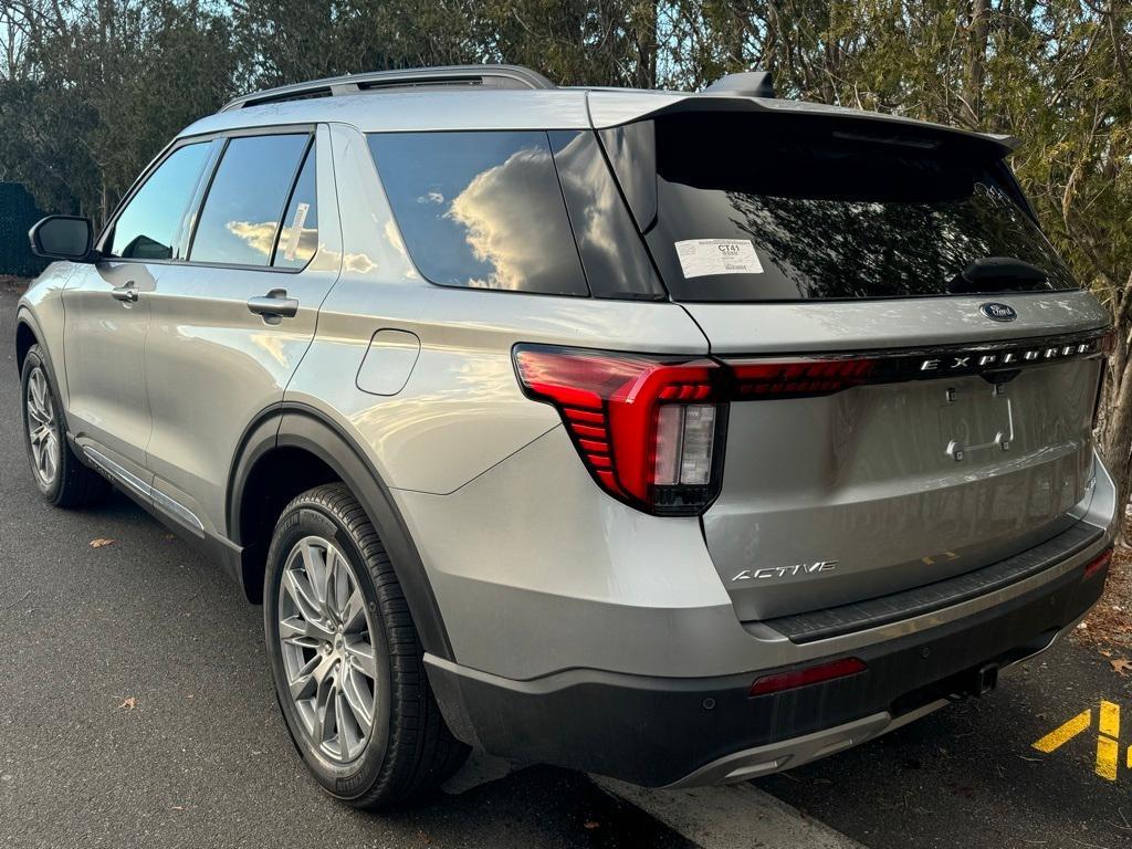 new 2025 Ford Explorer car, priced at $49,000