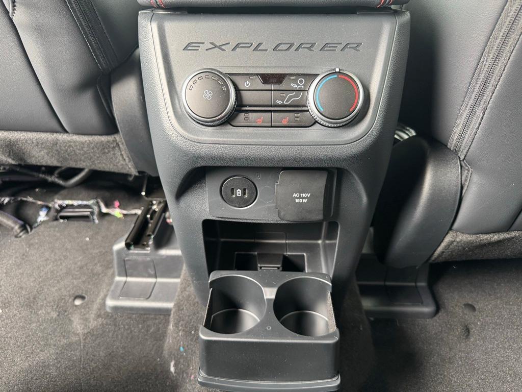 new 2025 Ford Explorer car