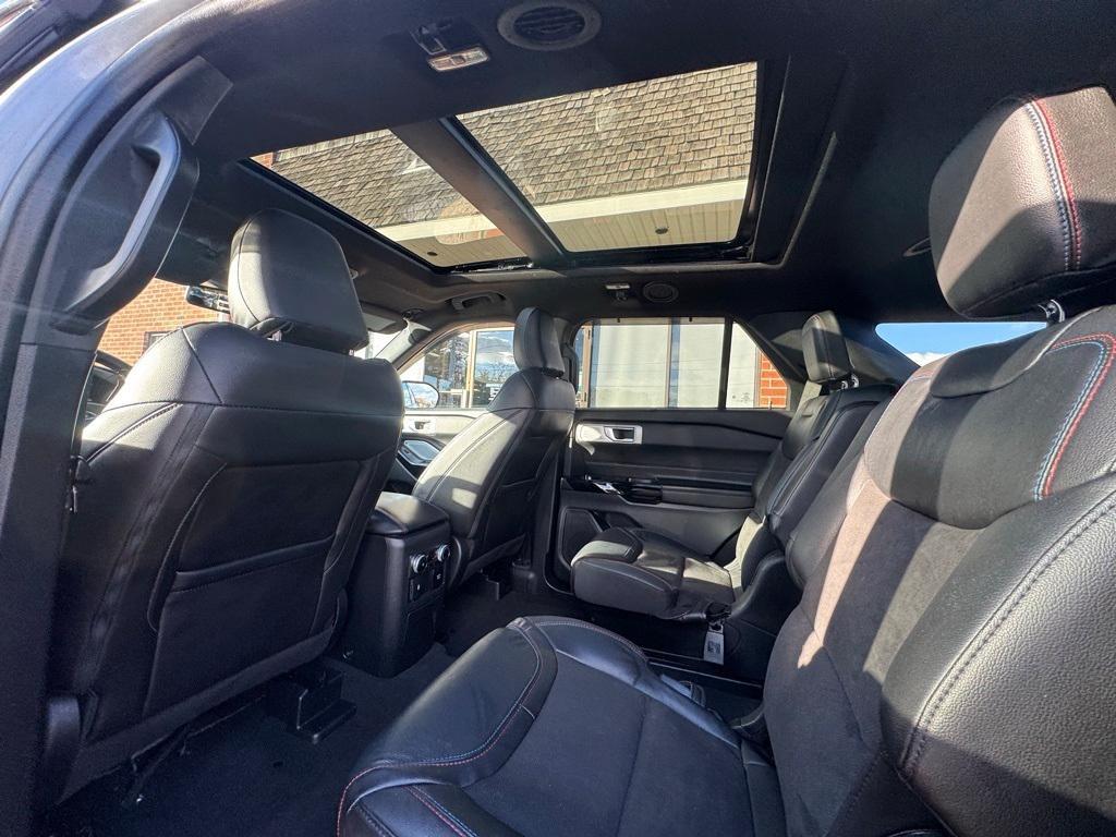 used 2023 Ford Explorer car