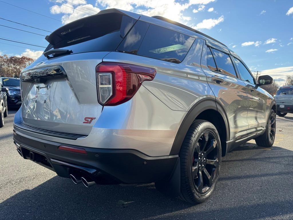 used 2023 Ford Explorer car