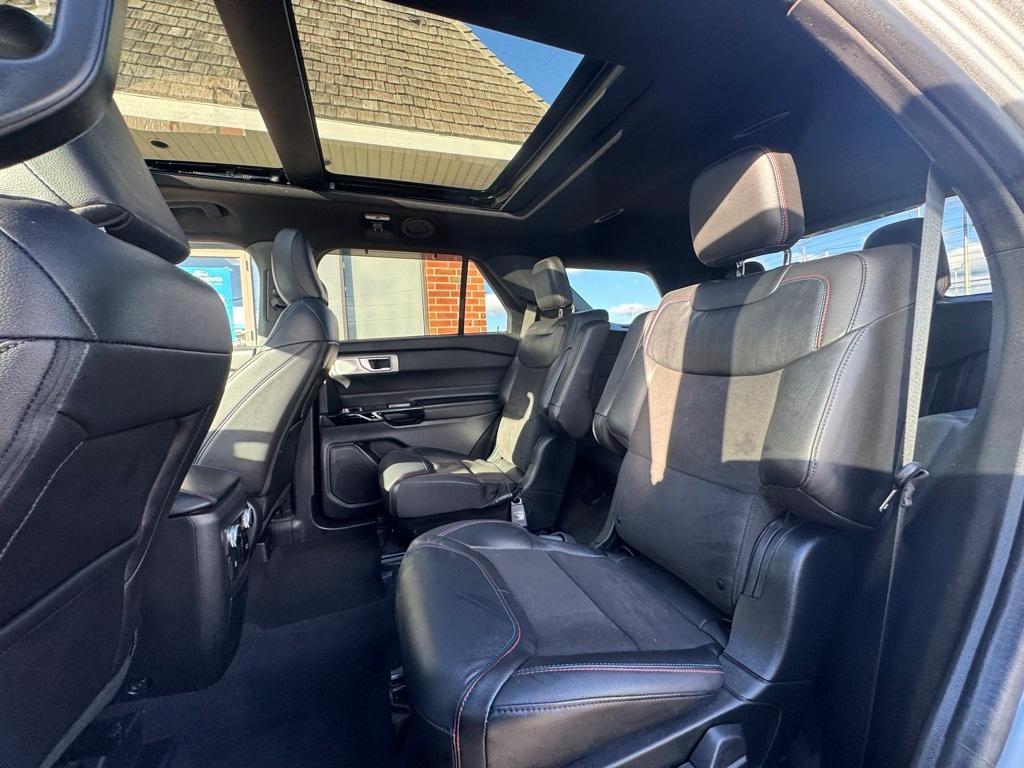 used 2023 Ford Explorer car