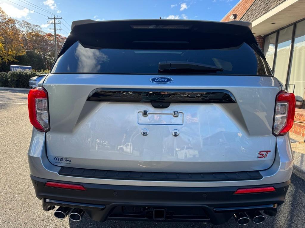 used 2023 Ford Explorer car