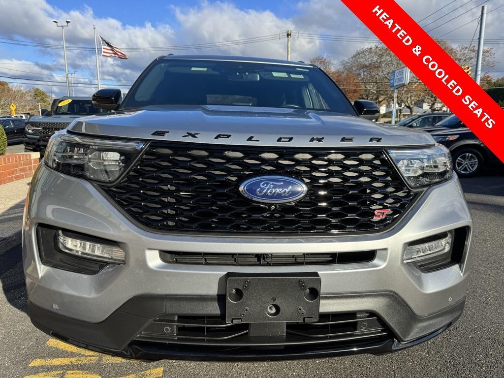 used 2023 Ford Explorer car