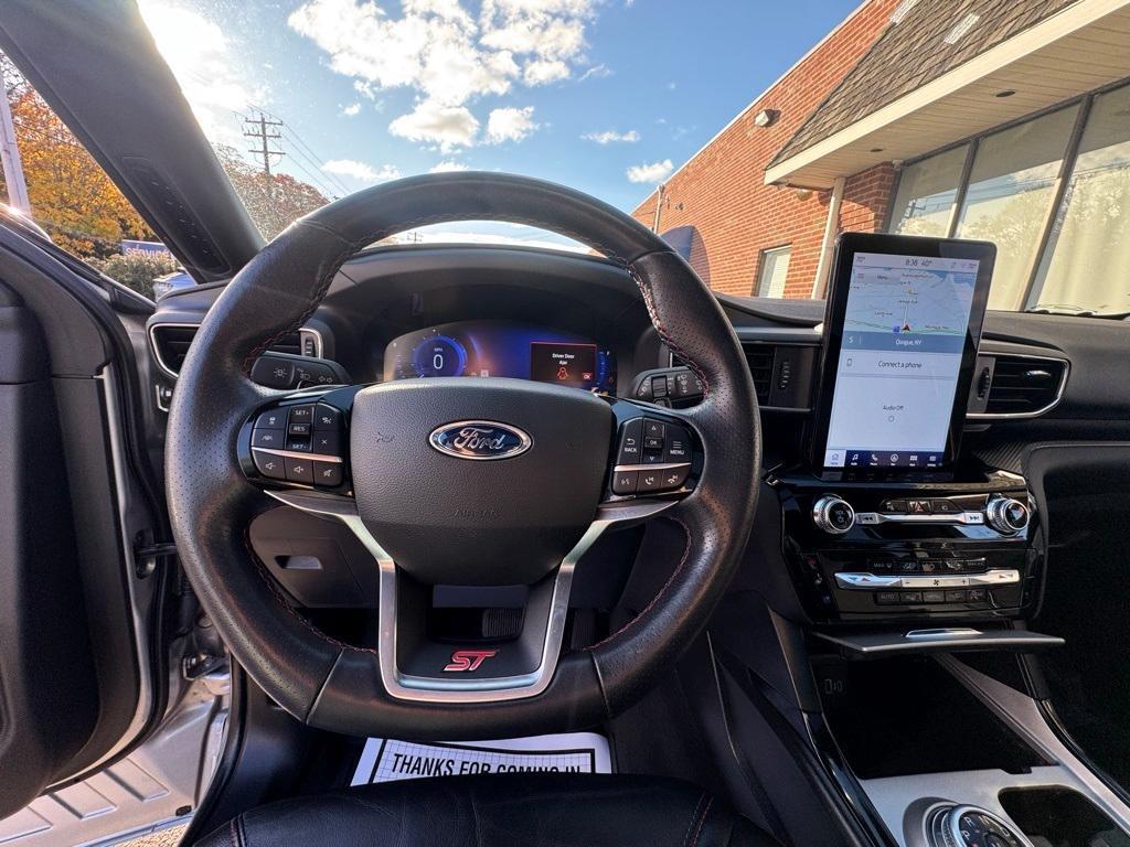 used 2023 Ford Explorer car