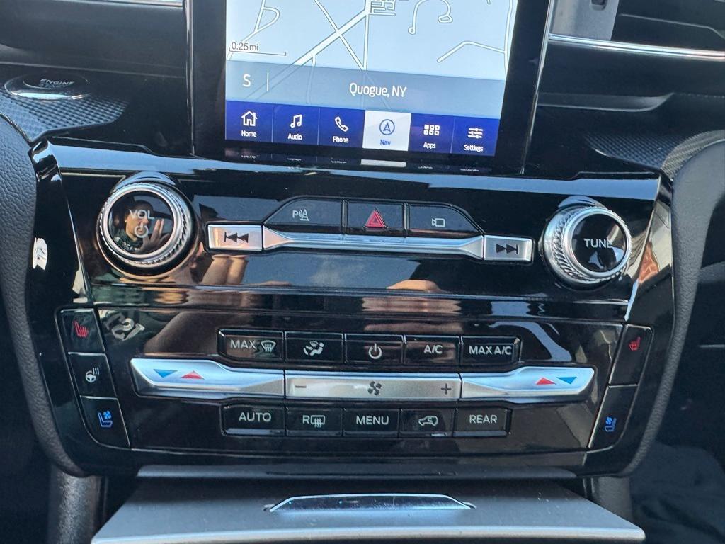 used 2023 Ford Explorer car