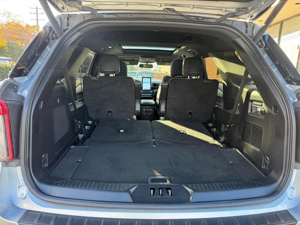 used 2023 Ford Explorer car